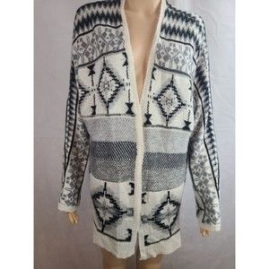 Aeropostale Women's (S) Black, Gray, White Aztec/Southwestern Pattern Cardigan